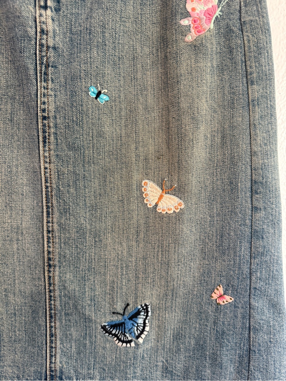 Vintage Y2K Gap Denim Skirt Size XS Embroidered Butterfly Boho Festival Fairy - Picture 4 of 10